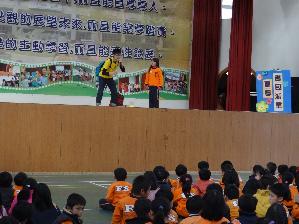 101學年度長庚大學蒲公英社團宣導，開新視窗